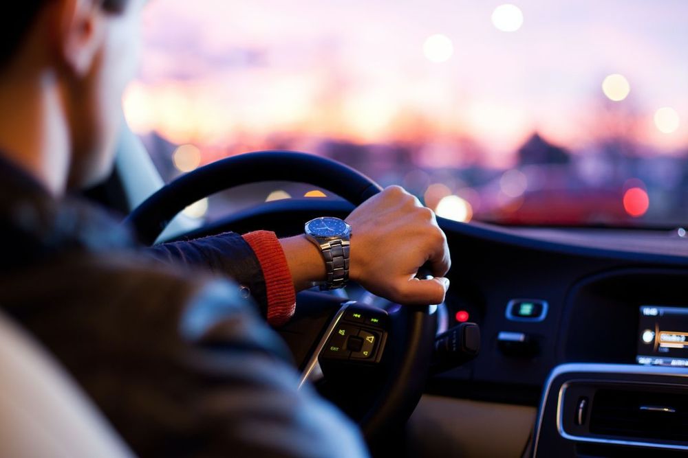 Steps to convert driving licence issued abroad to UAE driving licence