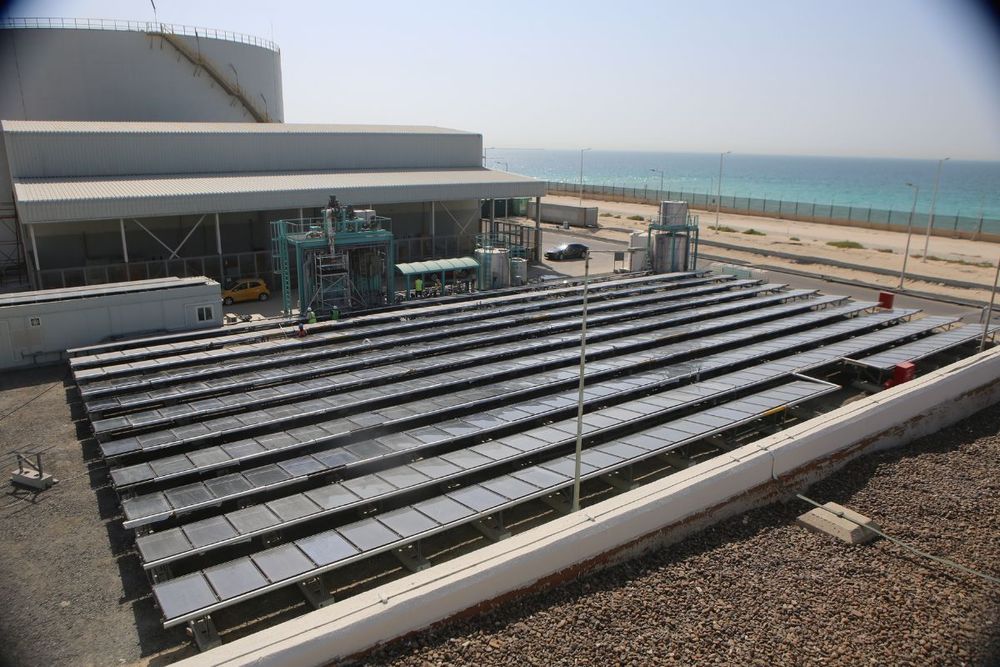 DEWA signs partnership with Desolenator to build a sustainable model for water desalination & purification