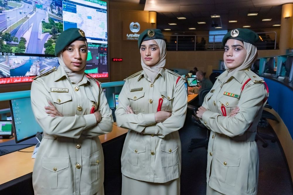 Dubai Police qualifies the first batch of female officers to join the Command and Control Center