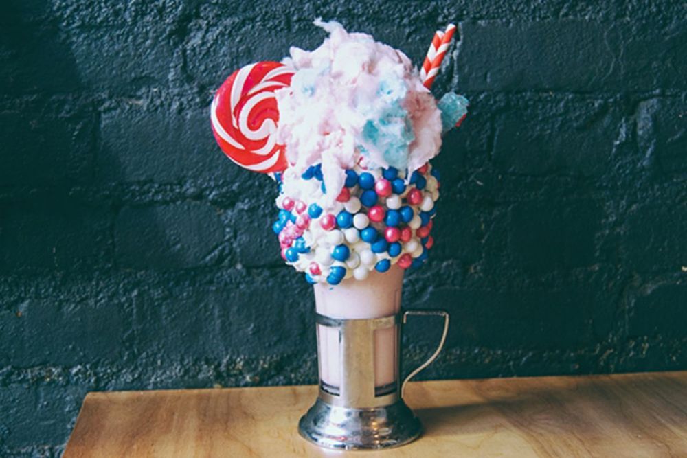 10 Unique Desserts in Dubai to Satisfy Your Sweet Tooth!