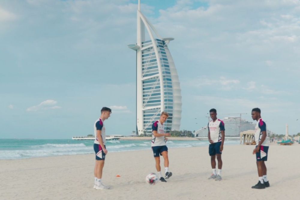 Emirates kicks off 'street' football challenge with AC Milan, Arsenal and Olympique Lyonnaise players