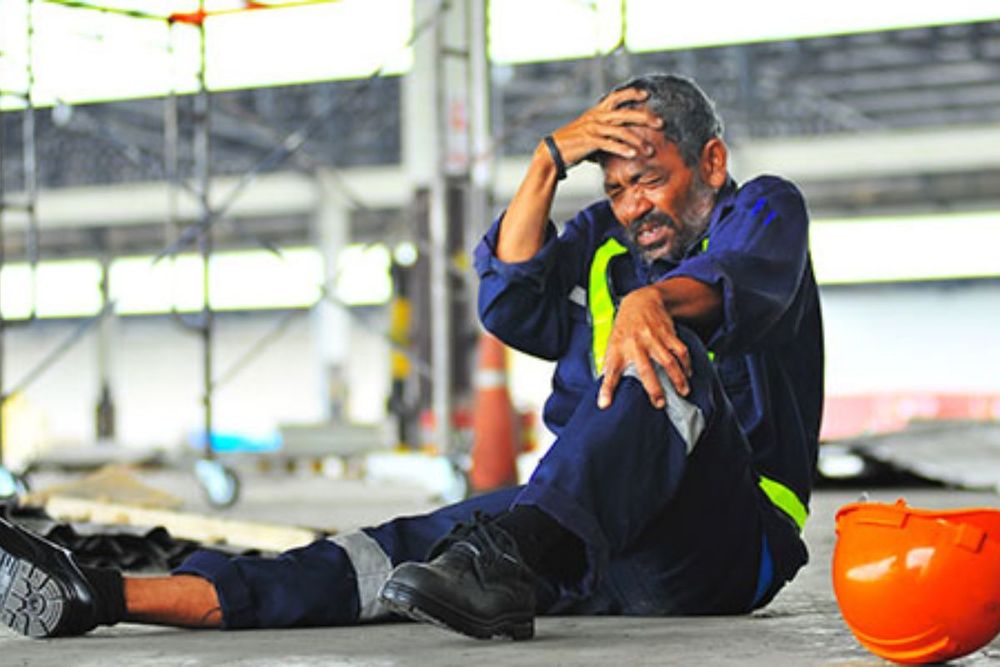 MoHRE issues new guidelines for handling workplace injuries and reporting avenues