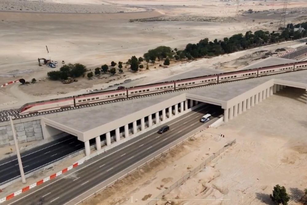New agreement inked to construct 303km network for UAE-Oman railway