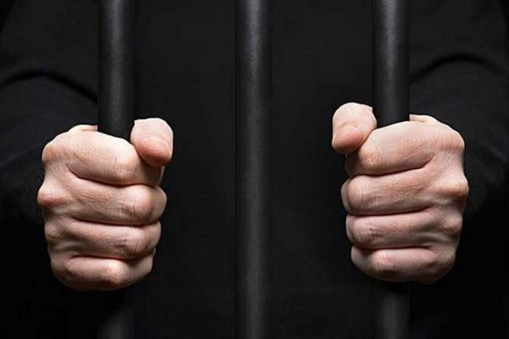 UAE Law: Up to 5 years in jail for impersonating public servant