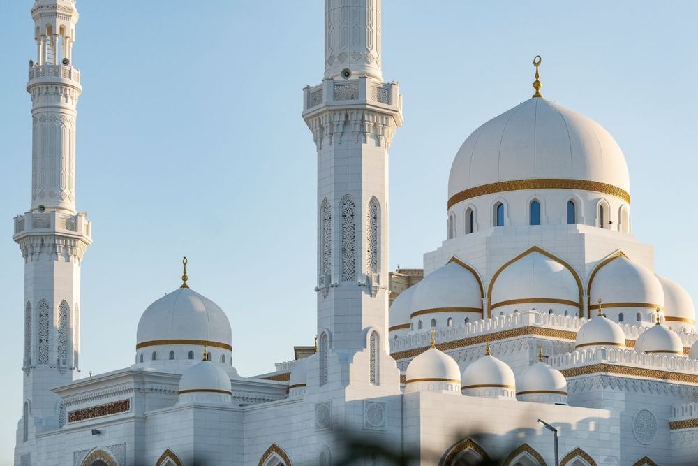 UAE announces Friday April 21, as first day of Eid Al Fitr