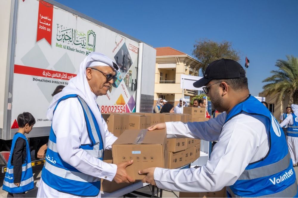 ENOC Group joins Beit Al Khair Society to distribute 10,000 meals to individuals, families in need during Ramadan