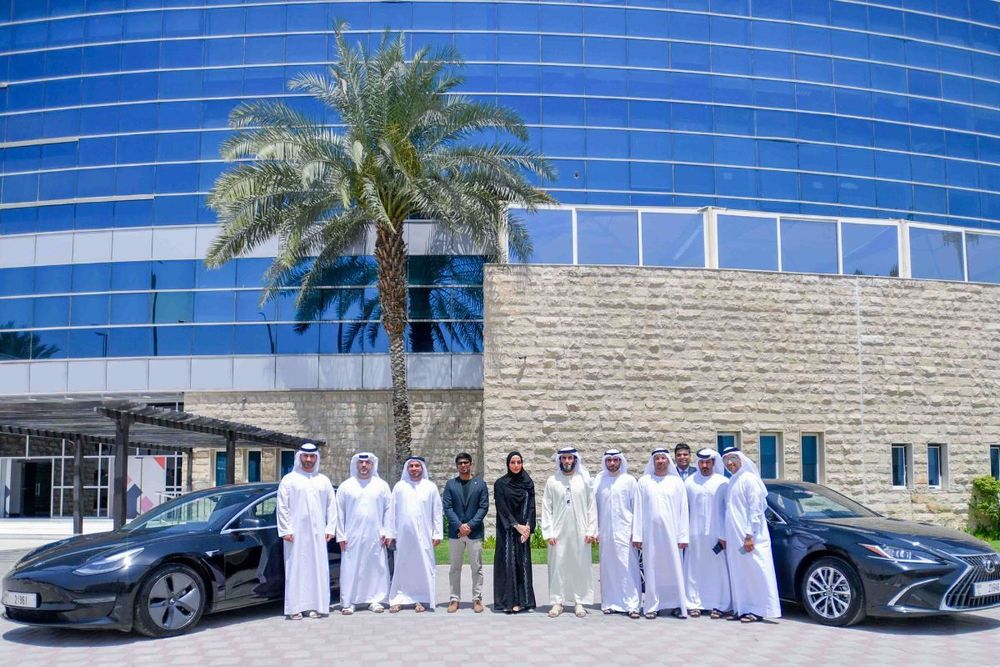 DTC signs agreement with ADTECH 7 to operate advertising screens on limousine fleet