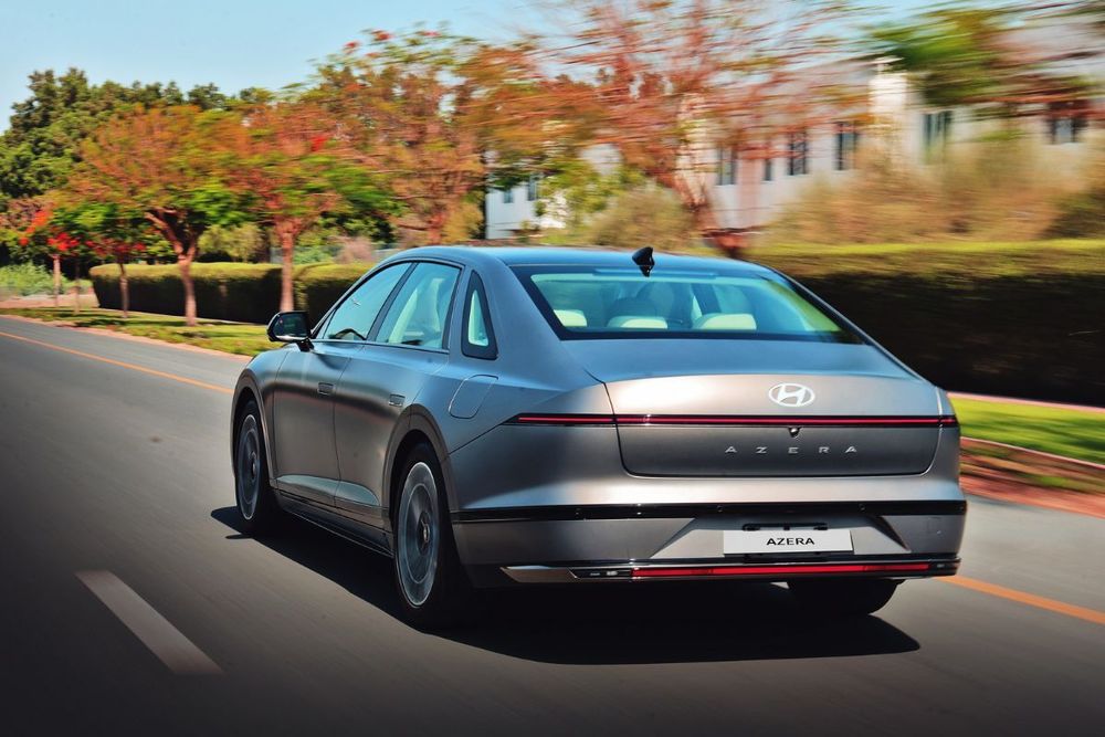 Hyundai introduces the all-new Azera flagship sedan in Middle East
