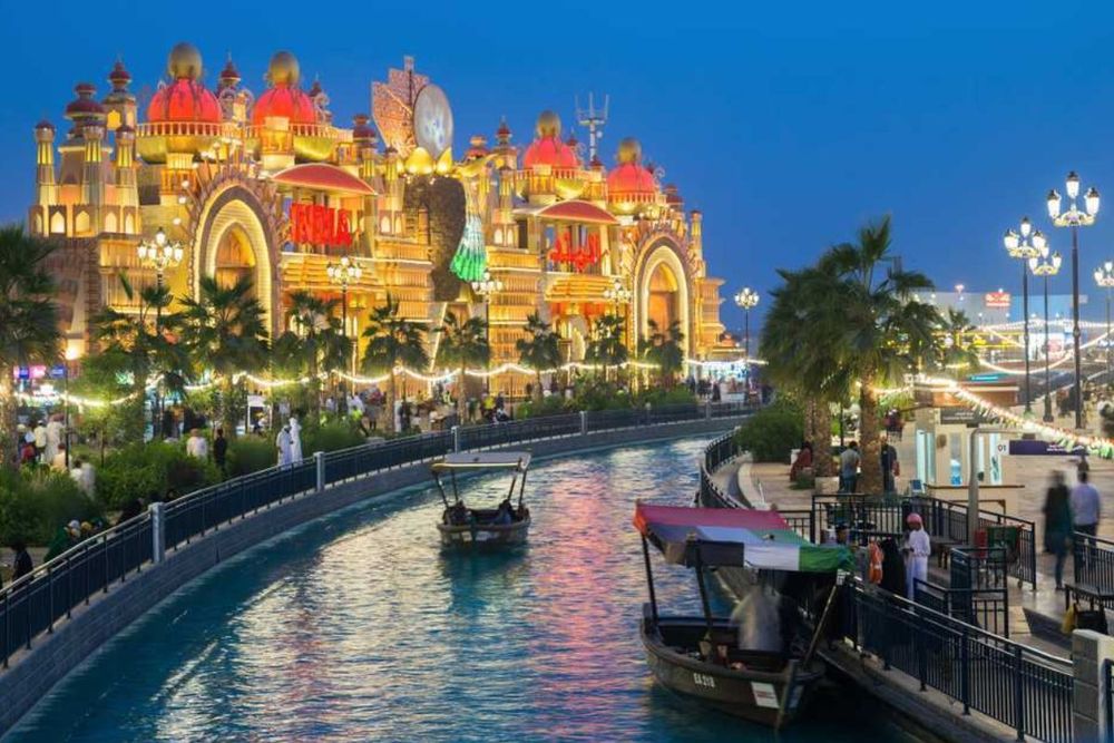 Global Village Dubai: A Melting Pot of Global Traditions and Entertainment