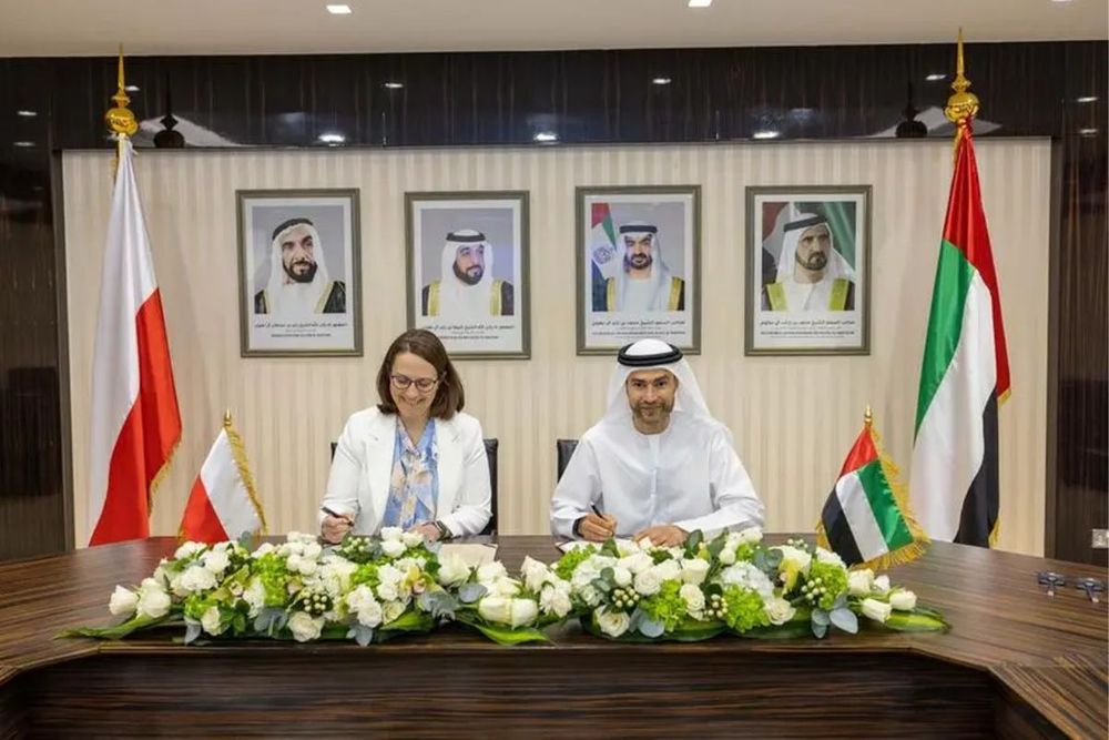 UAE and Poland to strengthen cooperation in economy, finance, and investment sectors