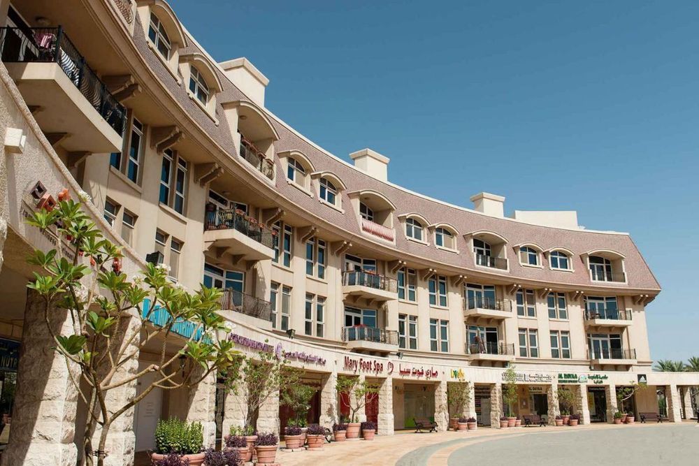 Uptown Mirdiff - A chic neighbourhood retail complex for shopping and dining