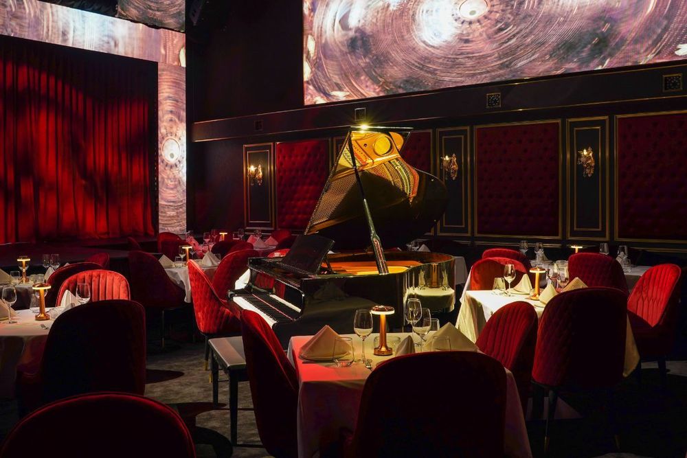 Celebrate Eid al-Adha in style at 53 Dubai, the highest  dinner show in town