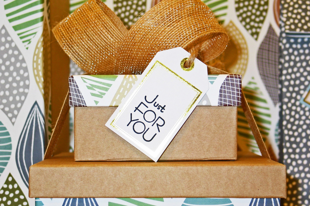 Unwrap Something Special: The Best Places for Personalised Gifts in Dubai