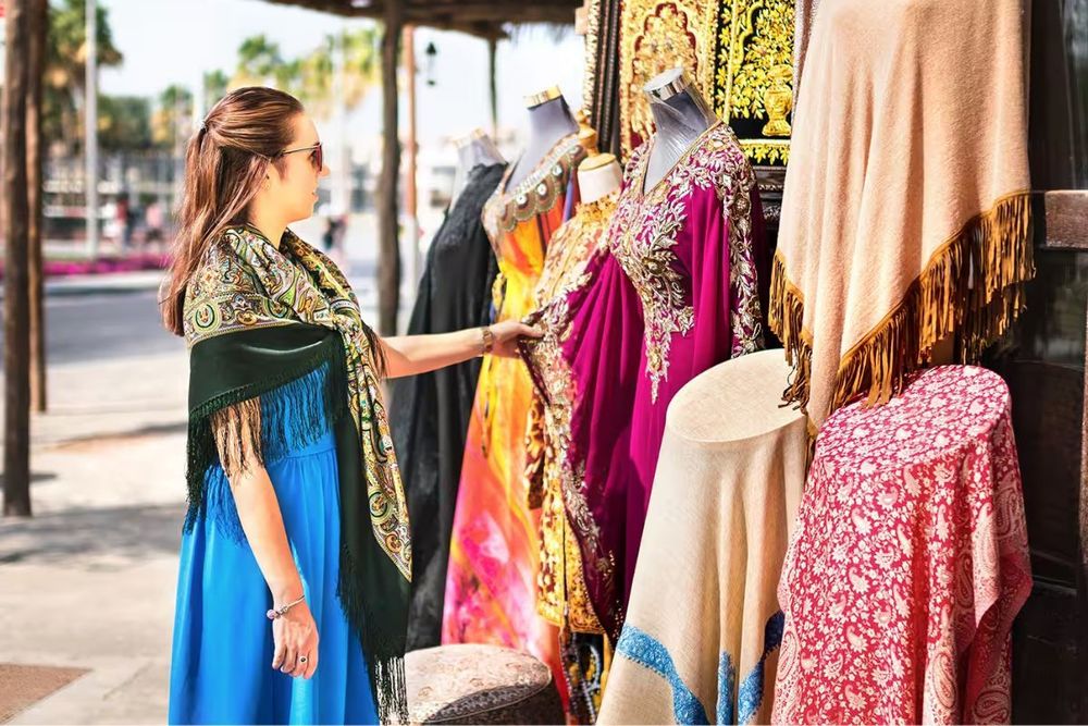 Discover treasures and bargains at the Best Souvenir Stores in Dubai