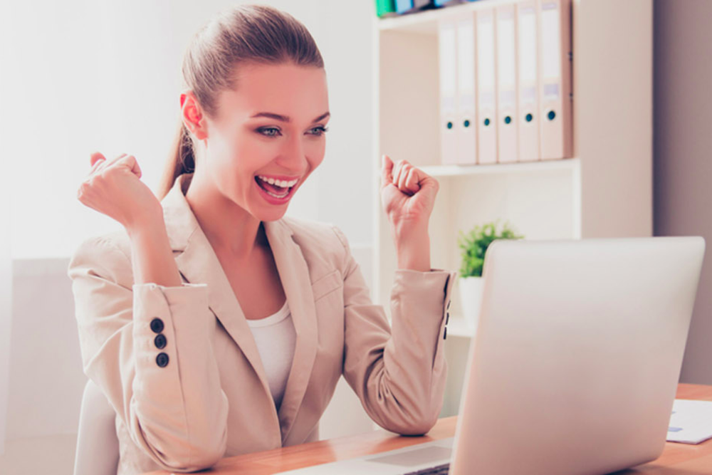 Life for Working Women in Dubai: Career Opportunities, Safety & More