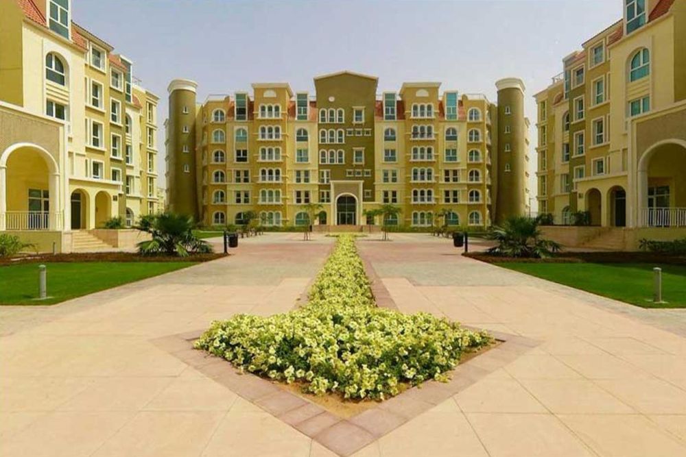 Pros & Cons of Living in Discovery Gardens Dubai