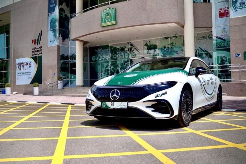 Dubai Police Adds Mercedes-Benz EQS 580 Electric Vehicle (EV) into its Luxury Patrol Car Fleet