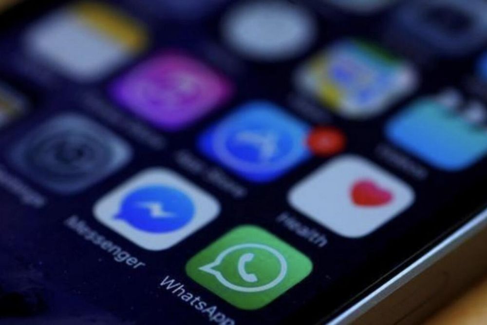 Some schools in the UAE ban students from using social media, mobile phones on campus