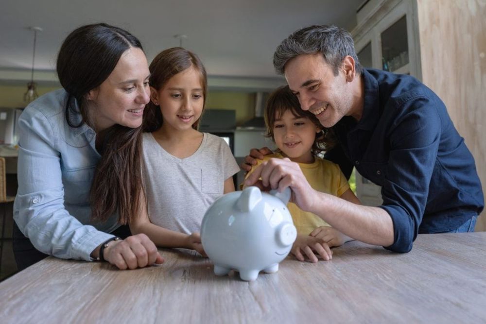 Top savings accounts for children in the UAE
