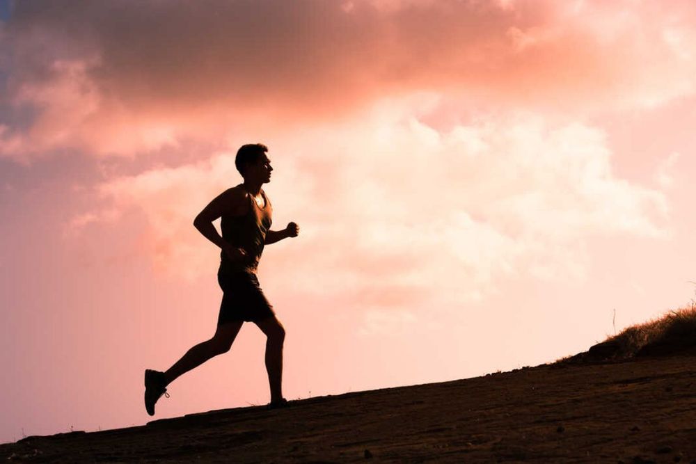 On the Right Foot: Sporting Gear for a Successful Running Season in Dubai