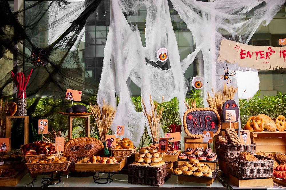 Get ready for a spooktacular time at Lo+Cale's Halloween Drunch Party
