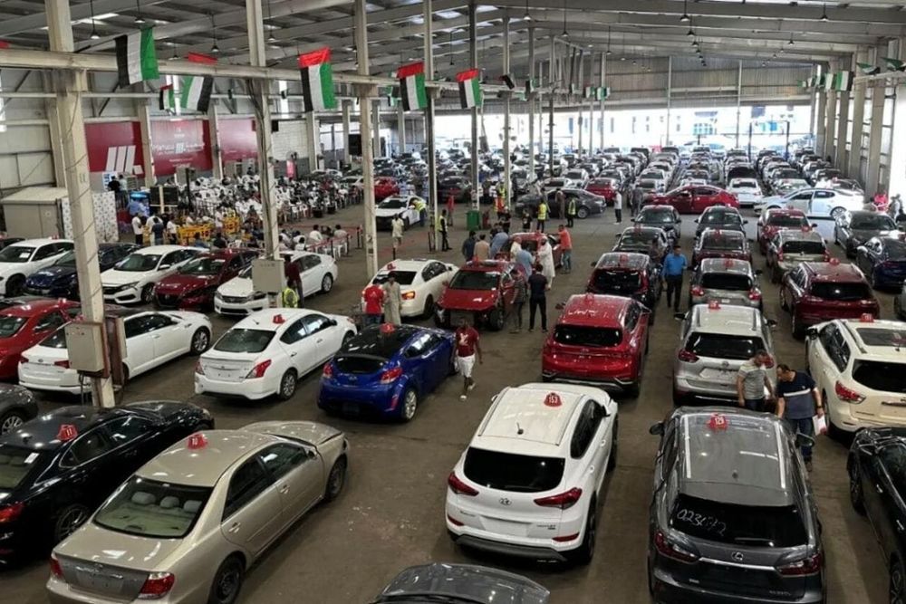 Bidders can go home with two free cars and Dh100,000 on the 52nd UAE National Day