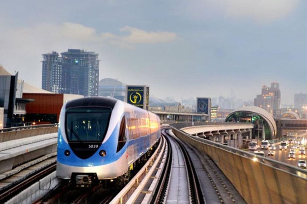 Dubai Metro to Run Non-Stop for 40 Hours on New Year's Eve; 230 Buses Offered Free of Charge