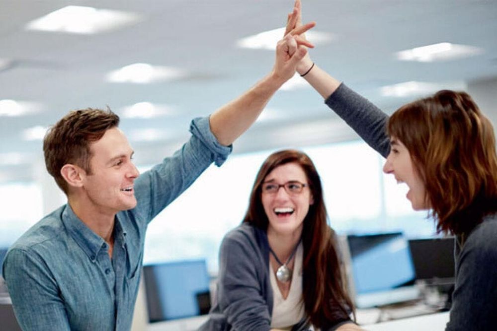 UAE: Employees to Expect 4.5% Increase in Salary Amid Non-Oil Sector Growth