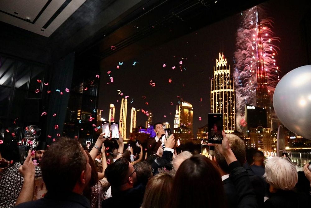 Step into Elegance and Mystery at Chic Nonna's New Year's Eve Celebration