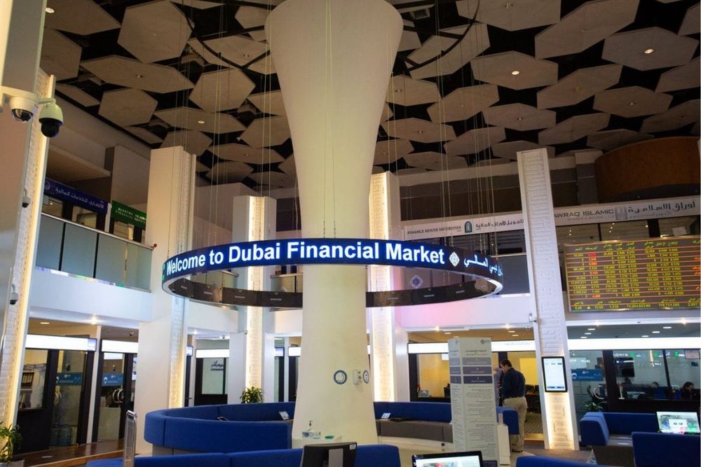 Dubai Stocks Ascend as Emaar Dominates Trading