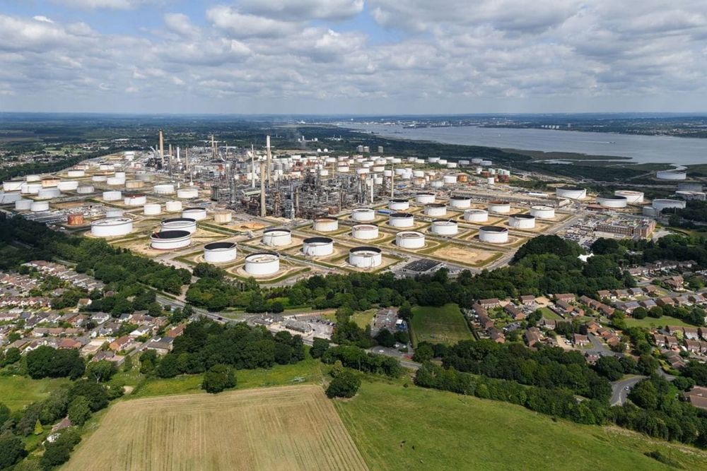 Emirates Becomes the First International Airline to Join 'The Solent Cluster'