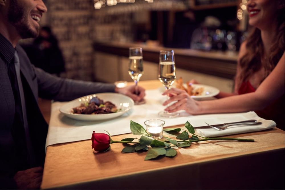 Valentine's Day in Dubai 2024: Staycations, Dinners & More