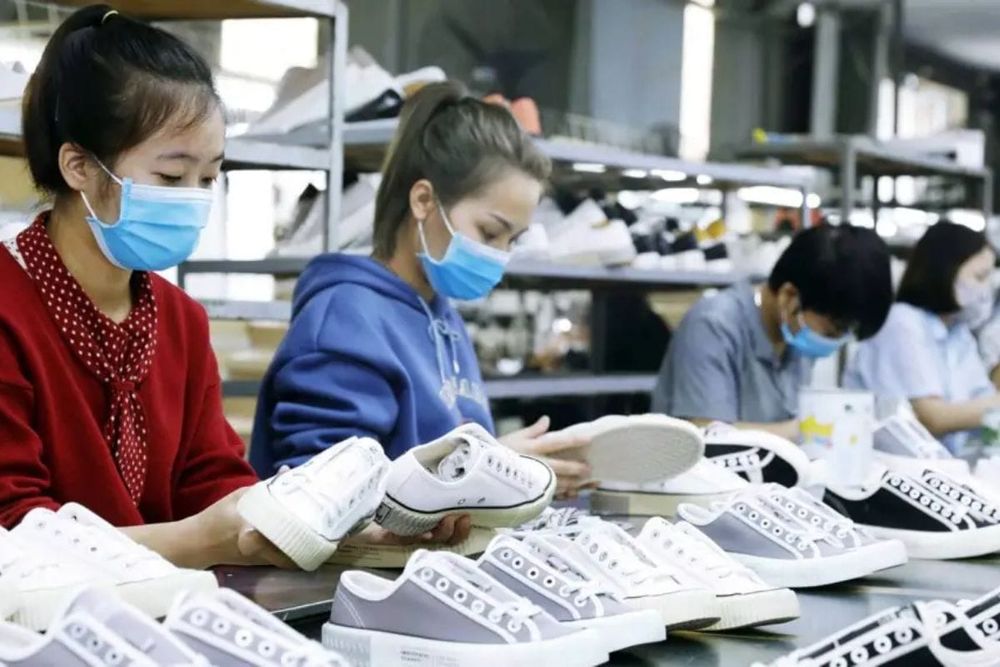 Vietnam among top countries for wealth growth in the next decade