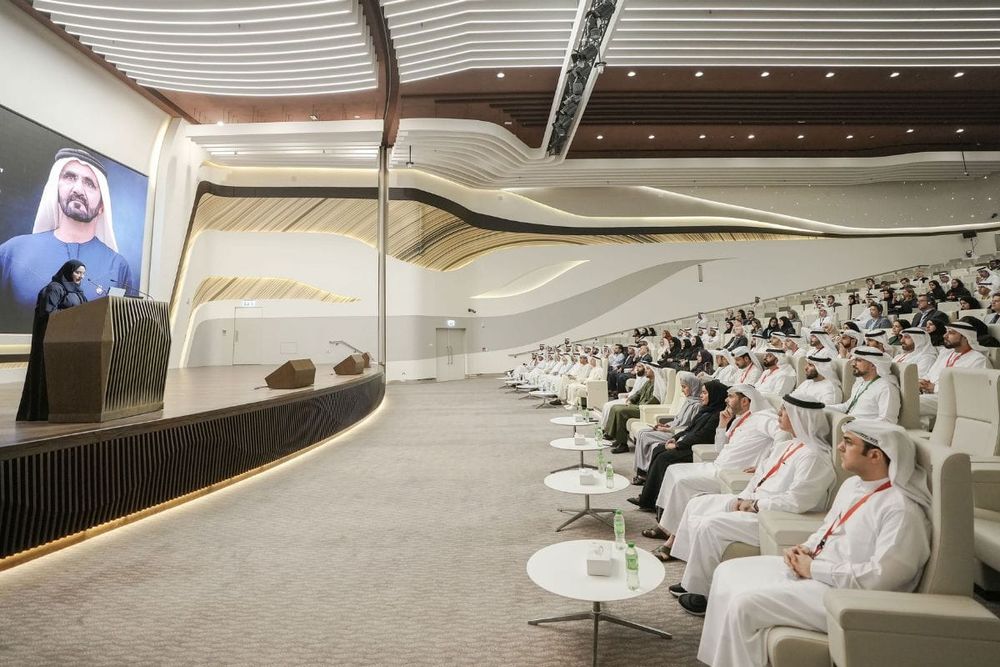 Dubai Aims to Integrate 65,000 Emiratis into Private Sector by 2033