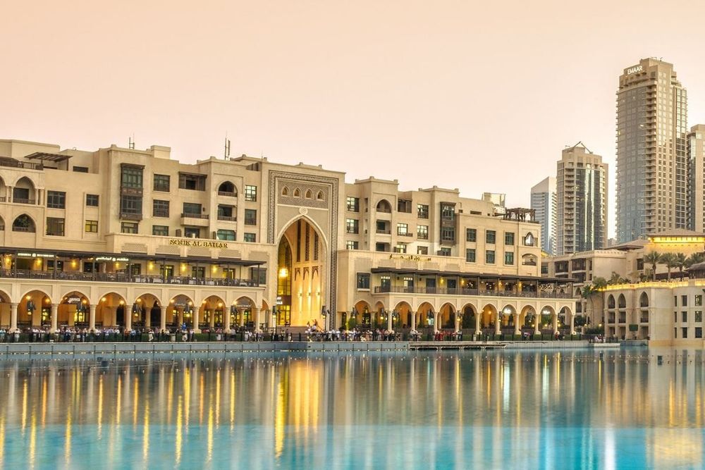 A Guide to Souk Al Bahar Dubai: Restaurants, Shops & More!