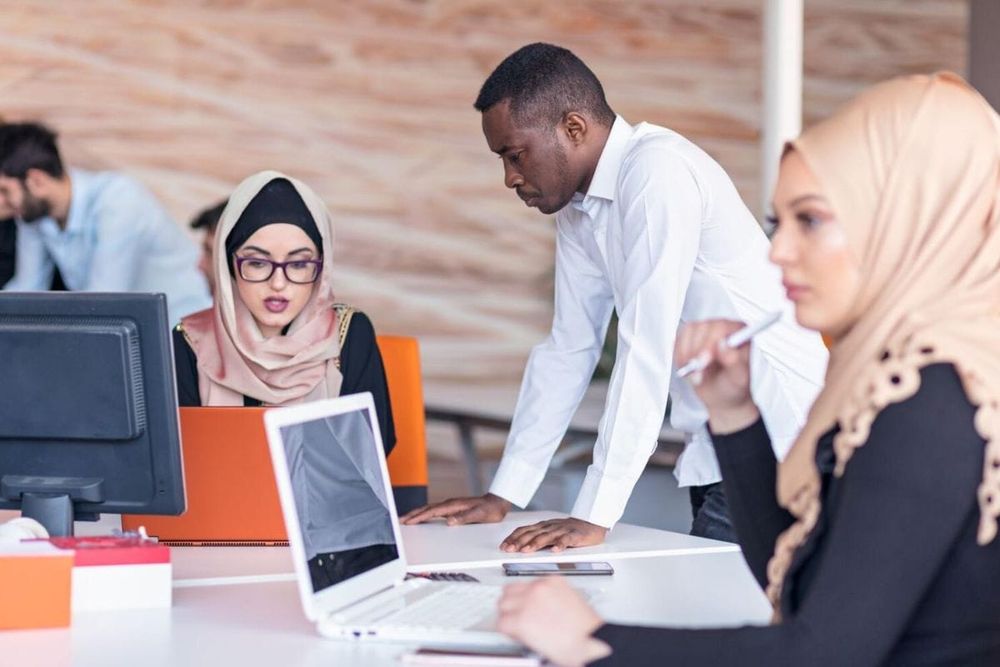 UAE: Can Dependents Work While Sponsored by Family?