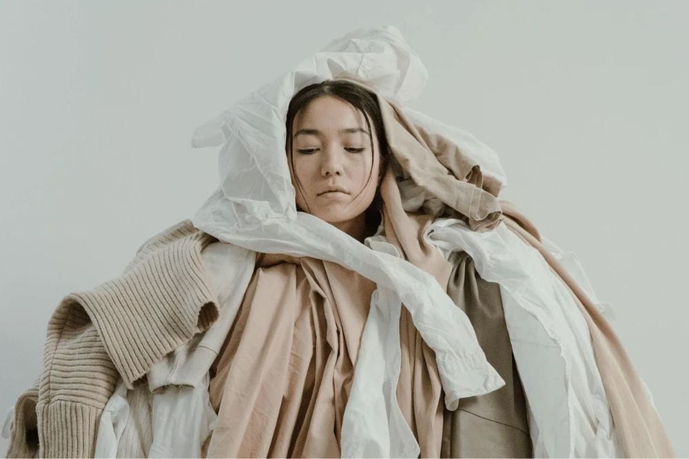 Break-Free from the Fast Fashion Frenzy: A Guide to Mindful Shopping in Dubai