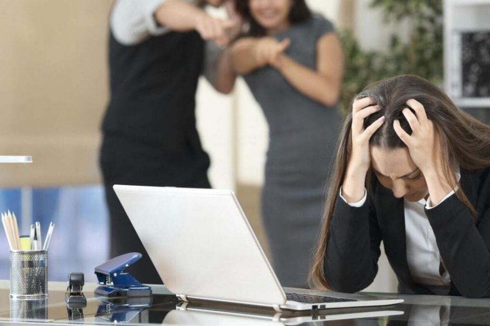 Dubai: How to File a Police Complaint Against a Colleague for Workplace Insults