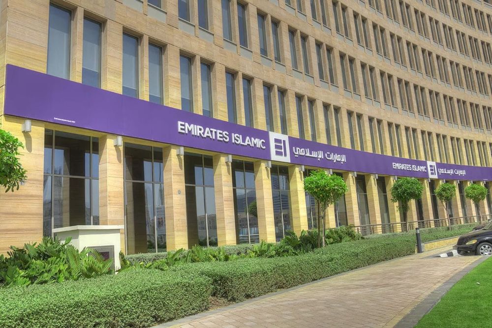 Emirates Islamic Achieves Record Half-Year Profit, Surpasses AED 100 Billion Milestone
