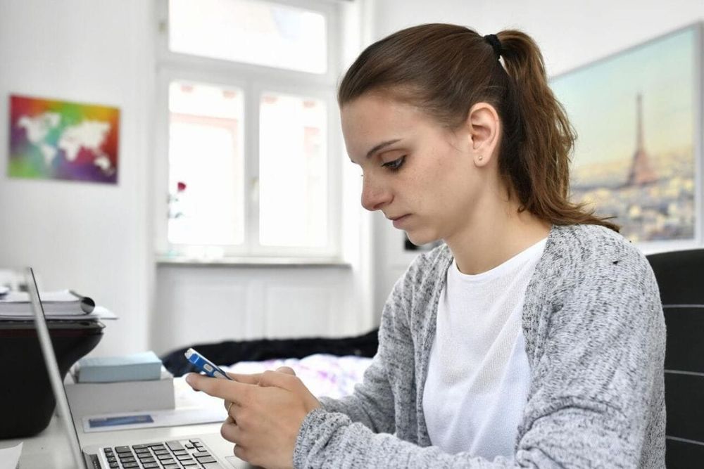 Two-Thirds of UAE Employees Eyeing Job Switches Amid Changing Work Dynamics: Survey Reveals