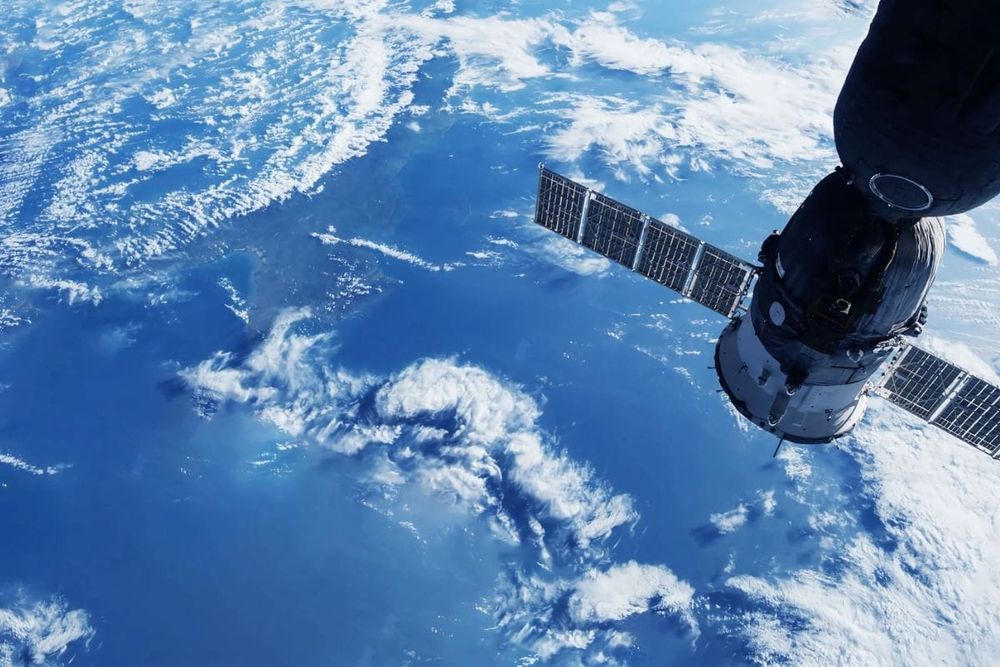 UAE Launches Satgate Project to Transform Maritime Sector with AI and Satellite Integration