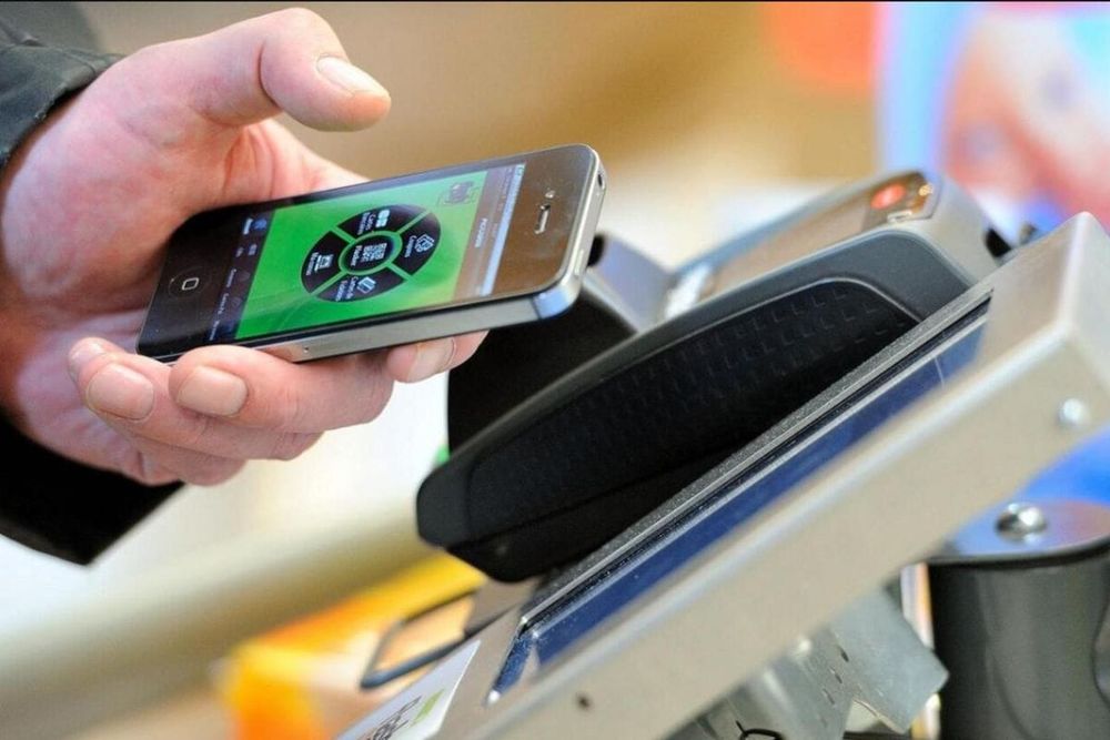 7 Essential UAE Cards and Passes to Store in Your Phone Wallet