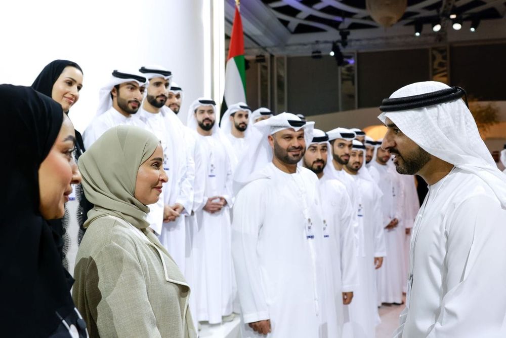 Hamdan bin Mohammed Launches '71 Challenge' to Empower Young UAE Government Leaders