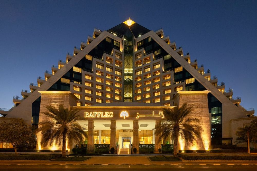 Raffles Dubai Welcomes You to a Season of Enchanted Glamour and Timeless Traditions
