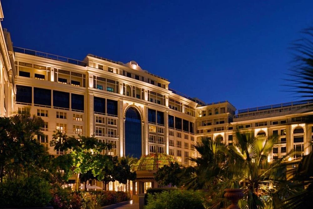 Experience a Festive Wonderland with Magical Dining at Palazzo Versace Dubai