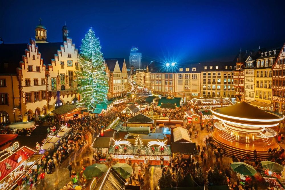 The Most Festive Places to Visit in December to Celebrate the Holiday Season