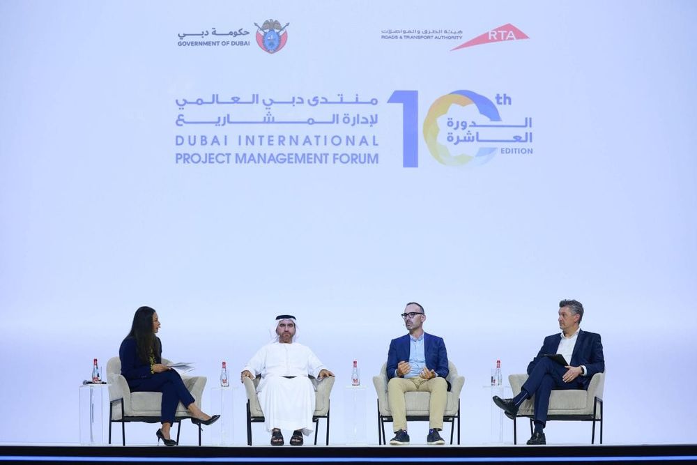 DIPMF Highlights the Role of Public Transport in Sustainable Cities