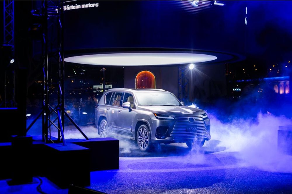 Lexus Unveils the Electrified 2025 LX Series, Redefining Luxury and Performance