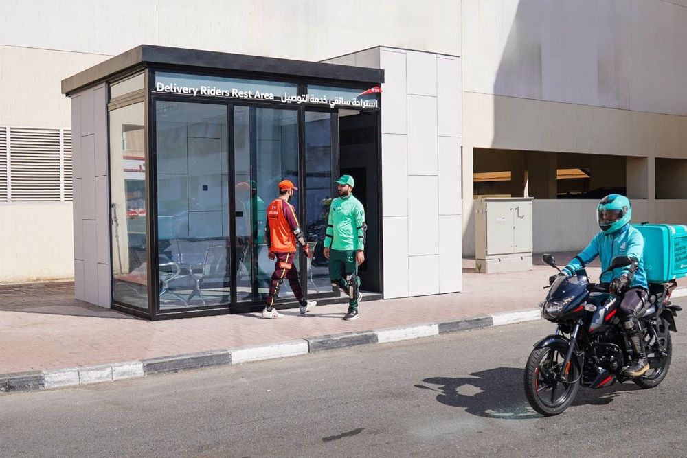 RTA Completes 40 Air-Conditioned Rest Areas for Delivery Riders Across Dubai