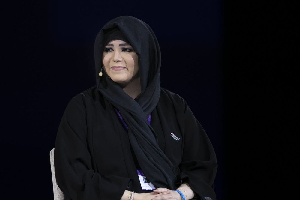 Sheikha Latifa Receives Diamond Award For Excellence In Culture